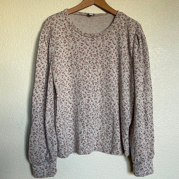 J. CREW CHEETAH PRINT SWEATER SIZE L - Picture 2 of 9